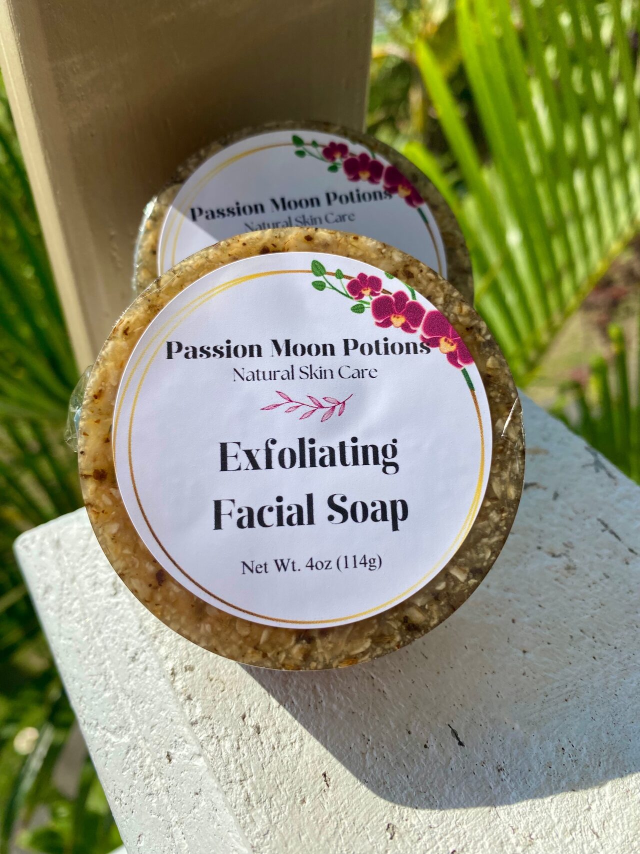 Exfoliating Facial Soap with Raw Honey & Oatmeal 🍯 Polish, Purify & Soothe—Naturally - Image 4