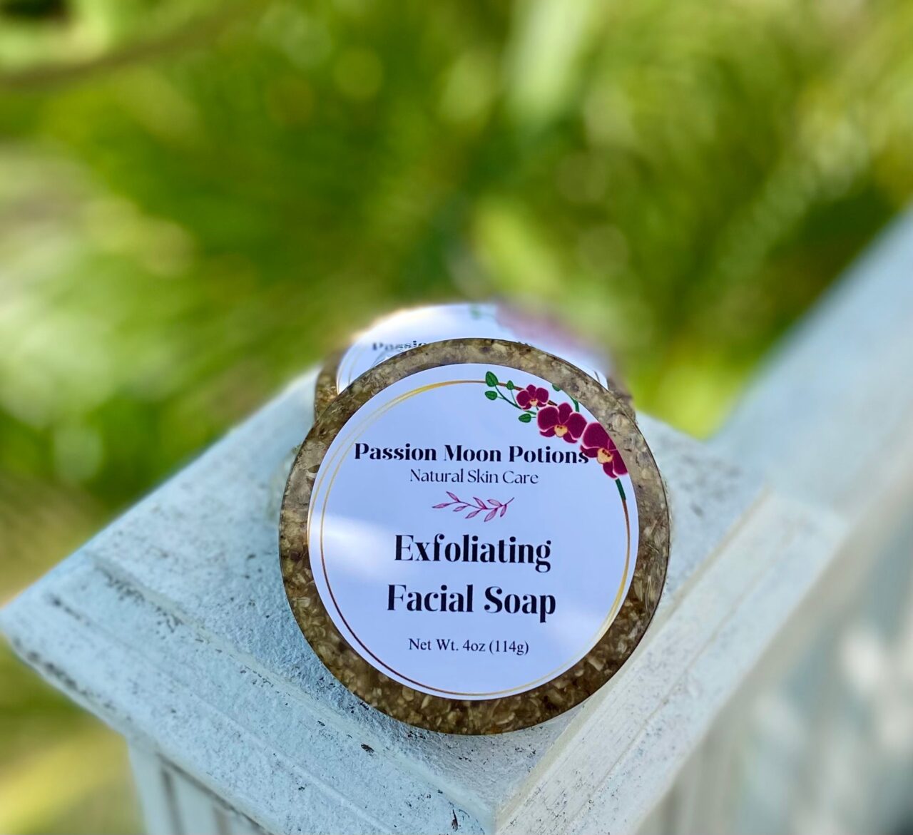 Exfoliating Facial Soap with Raw Honey & Oatmeal 🍯 Polish, Purify & Soothe—Naturally - Image 3